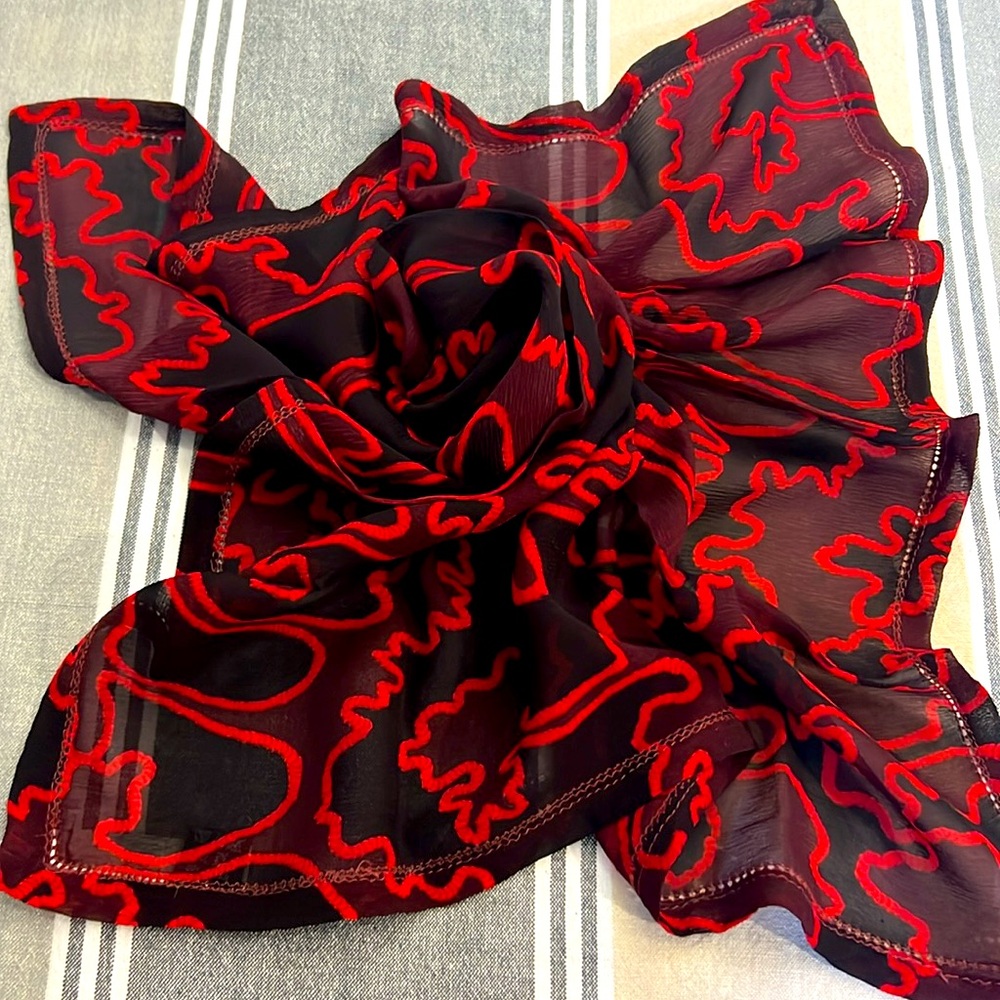 VALENTINO Italy small Scarf with abstract Motif - 20:20” black red auth. Vintage